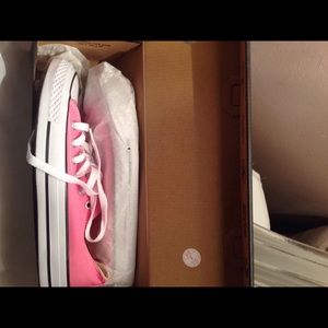 CANADIAN Converse sneackers